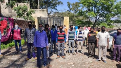 many outsiders struck in राजौरी awaits govt attehtion